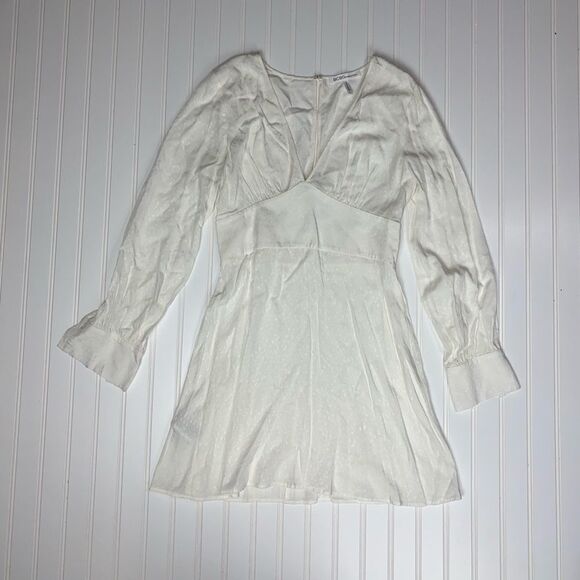 Bcbgeneration Ivory Empire Waist V-Neck Mini Dress Size S Nwot - Picture 3 of 12